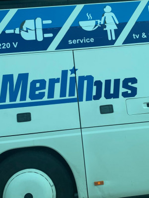 Ein extra Bus für Merlin